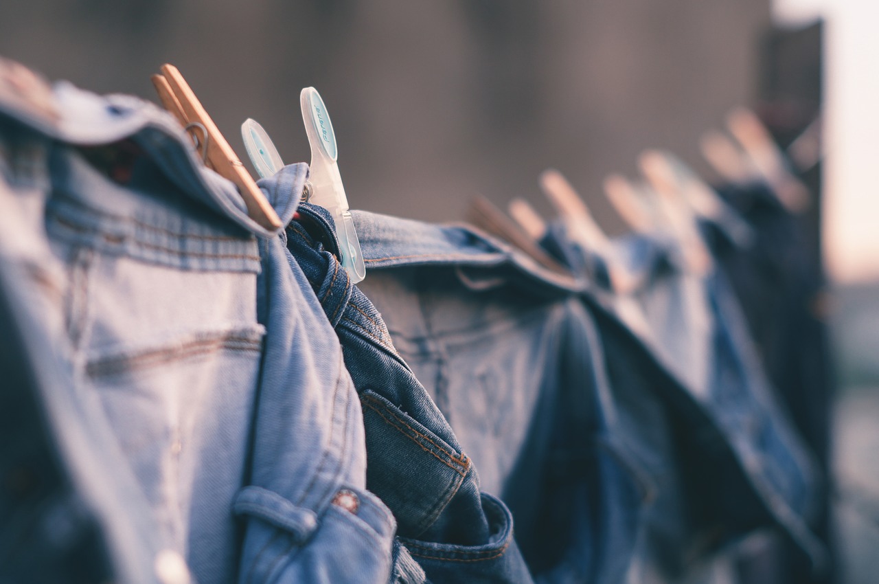 Tips for Drying Clothes Outside When It’s Cold