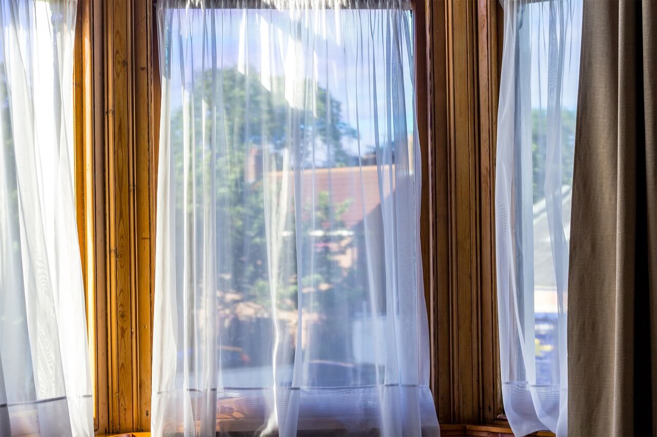 Whitening Net Curtains With Steradent